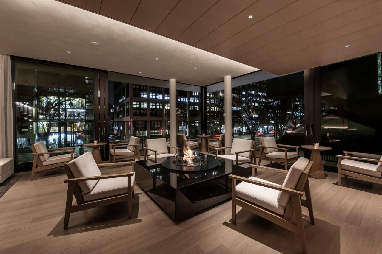 The Royal Park Hotel Iconic Kiotó Kültér fotó The Lounge at the Westin Tokyo